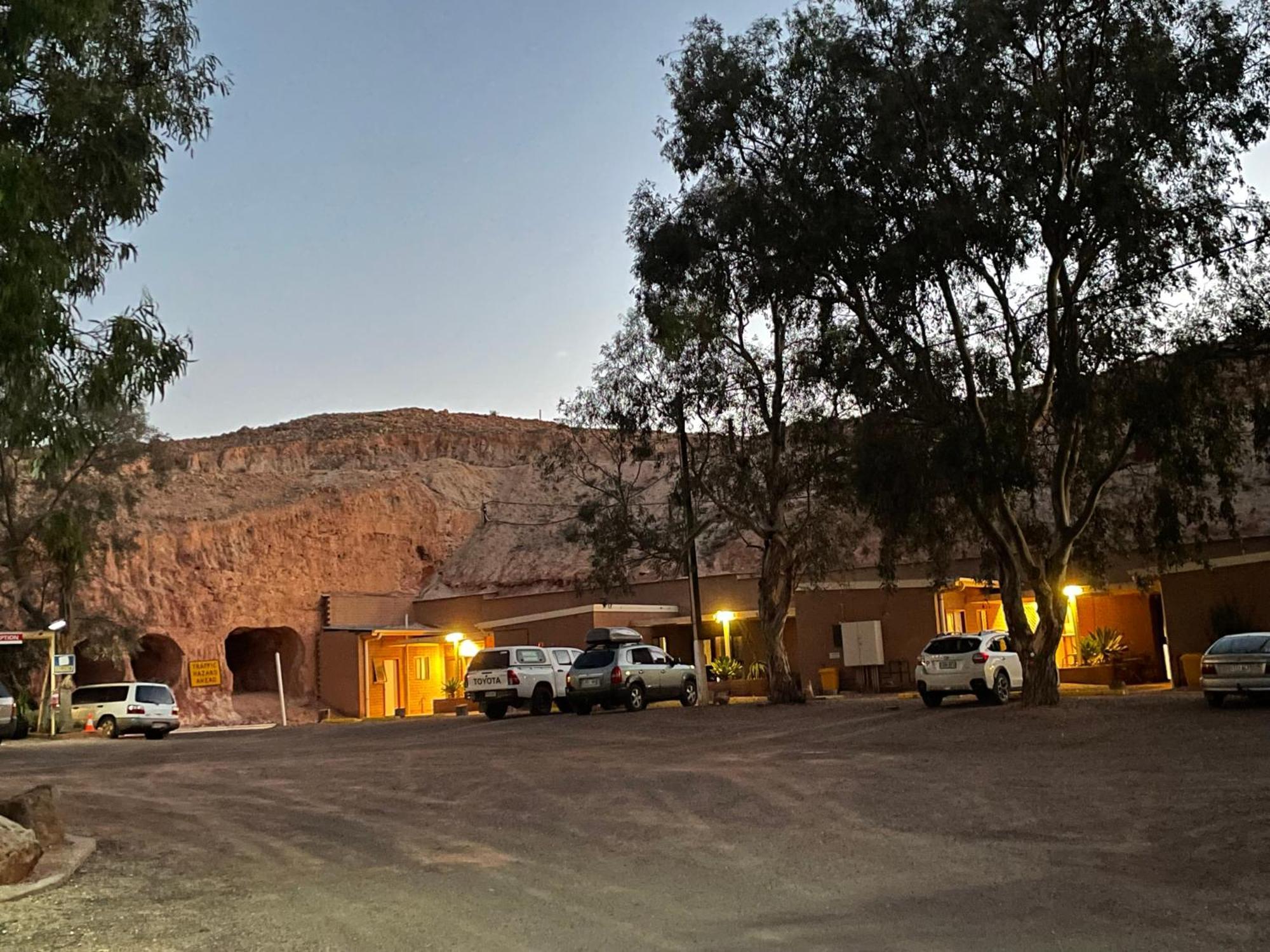 Desert View Apartments Coober Pedy Extérieur photo